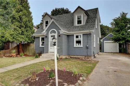 11 Omaha Blvd, Warwick RI  02889-1612 exterior