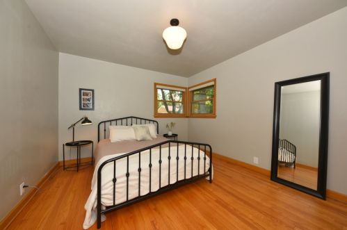 2205 Marne Ave, Milwaukee WI  53209-4328 exterior