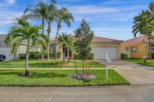 511 178th Way, Hollywood, FL 33029-4105