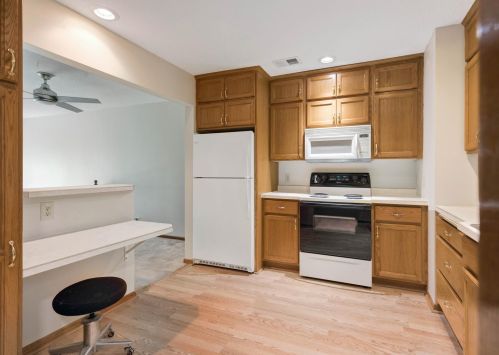 7357 Franklin Ave, Minneapolis, MN 55426-2013