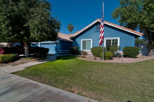 3018 Mallory St, Mesa, AZ 85213-1673