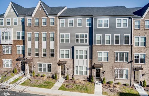 14957 River Walk Way, Woodbridge VA  22191 exterior