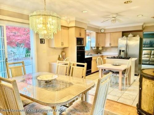 1768 Woodside Rd, Lacey NJ  08731-3360 exterior