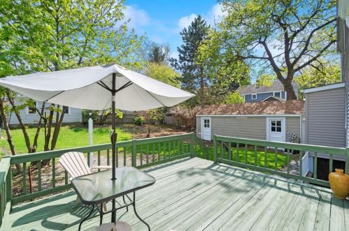 147 Trent St, Woonsocket RI  02895-1040 exterior