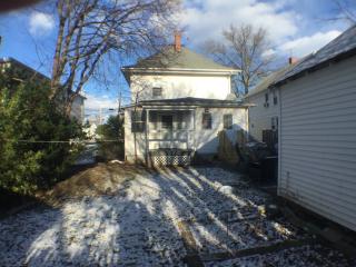 88 Park Ave, Hicksville, NY 11801-4381
