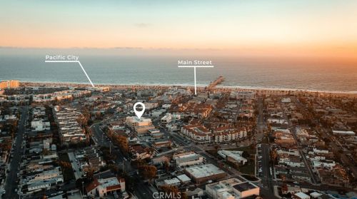 414 Main St, Huntington Beach CA  92648-5132 exterior