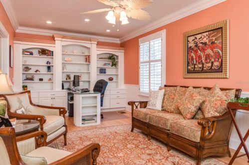 1050 Lake Hollingsworth Dr, Lakeland FL  33803-2267 exterior