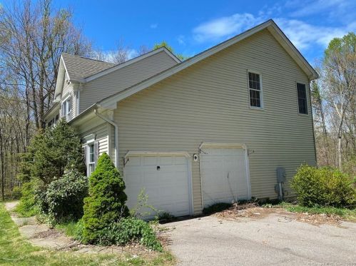 64 Eastham Bridge Rd, East Hampton, CT 06424-1375