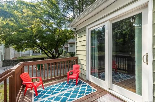 1 Lindbergh Pl, Poughkeepsie NY exterior