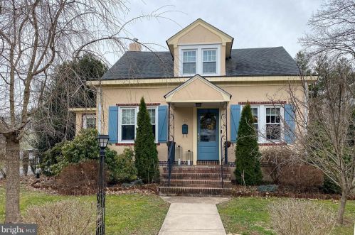 422 Ewing St, Princeton NJ  08540-2704 exterior