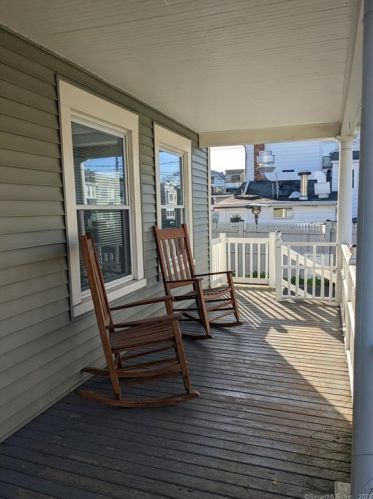 26 1st St, Norwalk CT  06855-2320 exterior