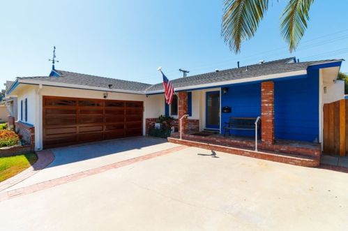 861 Roxanne Ave, Long Beach, CA 90815-5014