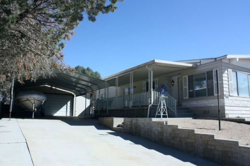 5008 Mohawk St, Weldon, CA 93283-9707