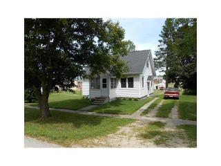112 Vinton St, Coggon, IA 52218-9408