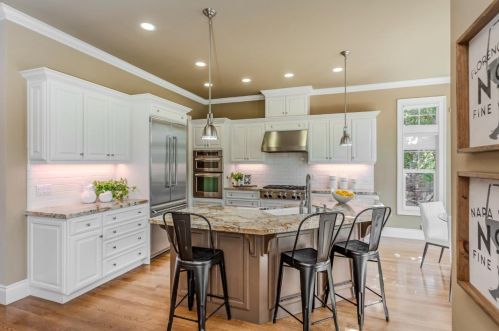 2033 Harmil Way, San Jose, CA 95125-2543