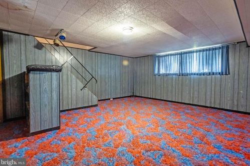 8932 Fairfield St, Philadelphia PA 19152-3405 exterior