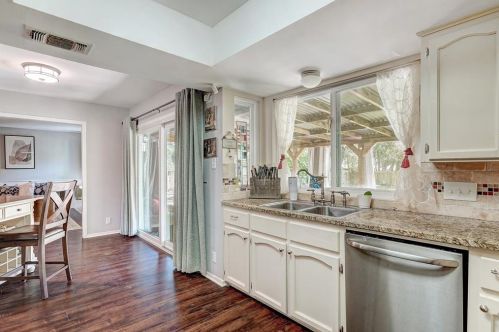 13201 Broadmeade Ave, Austin TX 78729-2815 exterior