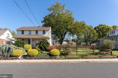 49 Adams Ave, Souderton, PA 18964-1803