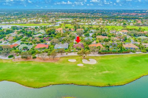 2500 Tecumseh Dr, West Palm Beach, FL 33409-8009