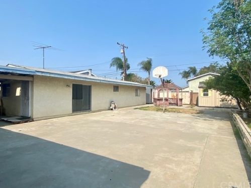 14044 Charlemagne Ave, Bellflower, CA 90706-2332