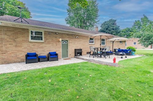 1800 Calumet Dr, New Holstein, WI 53061-1207