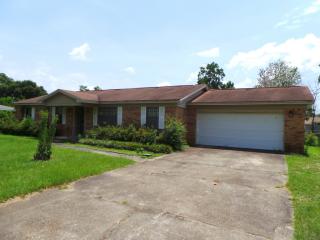 6204 Sarah Dr, Pensacola, FL 32503-7548