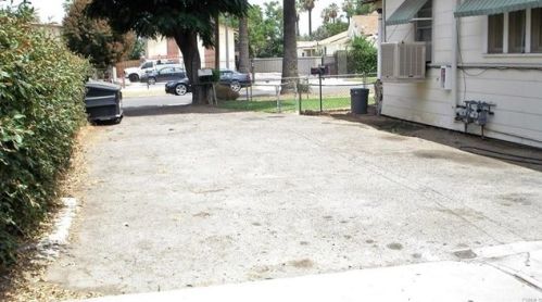 2944 6 St, Riverside CA 92501-0916 exterior