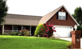 2118 Spalding Dr, Maryville, TN 37803-8324