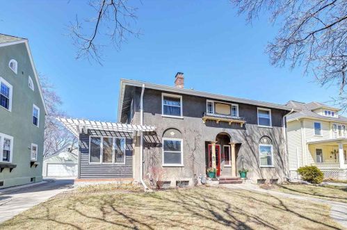826 Quincy St, Green Bay, WI 54301-3629