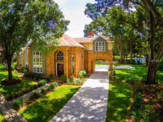 1005 Giggleswick Ln, Brandon, FL 33511-6400