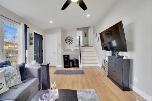 13 Jersey Ave, Old Bridge NJ  08857-2164 exterior