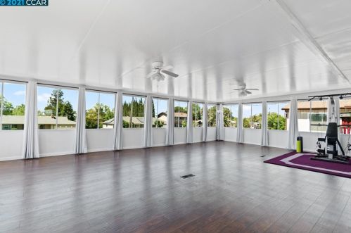 5500 Sandmound Blvd, Oakley CA  94561-5027 exterior