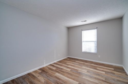 2047 River Birch Dr, Amelia OH  45102-2320 exterior