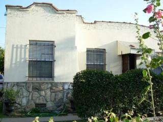 412 98th St, Los Angeles, CA 90003-4307