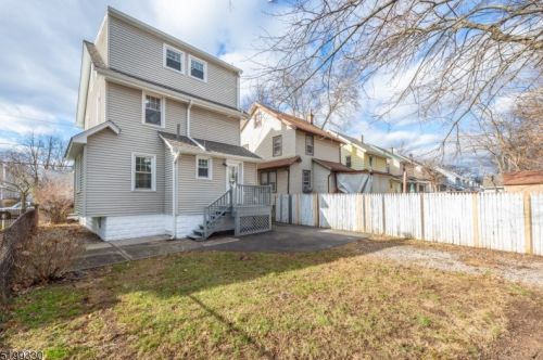 505 Drake Ave, Roselle NJ  07203-1415 exterior