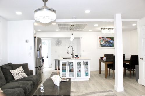 26 North Blvd, East Rockaway NY  11518-1830 exterior