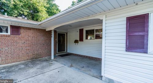 5606 Ventnor Ln, Springfield, VA 22151-1422