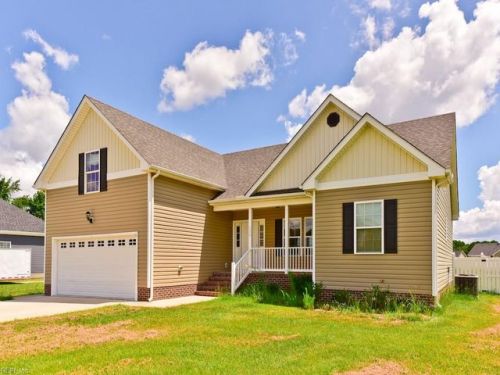 136 Travis Blvd, Moyock, NC 27958-9541