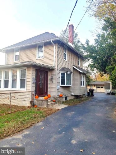 215 Clifton Ave, Blenheim, NJ 08012-2907
