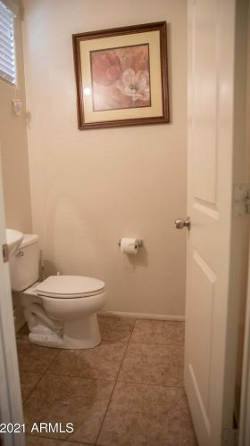 7752 Bonitos Dr, Phoenix AZ  85035-5076 exterior