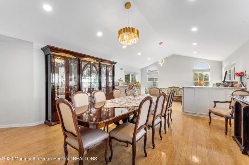 26 Casco Ct, Lakewood NJ  08701-5779 exterior