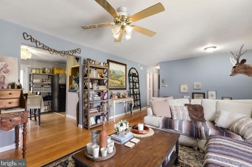 13705 Kerrydale Rd, Woodbridge VA  22193-4710 exterior