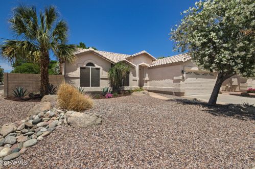 5044 Taro Dr, Glendale, AZ 85308-9207