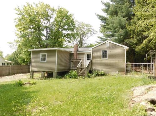 10 Allentown Rd, Waterbury, CT 06716-1121