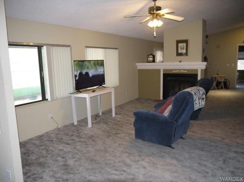 1698 Williams Dr, Bullhead City, AZ 86442-7235