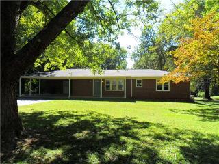 107 Hardin Dr, Columbia, TN 38401-2027