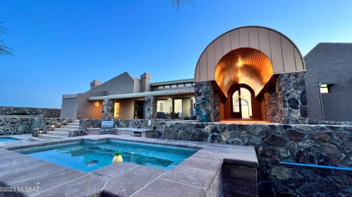 6931 Sky Canyon Dr, Tucson, AZ 85745-9030