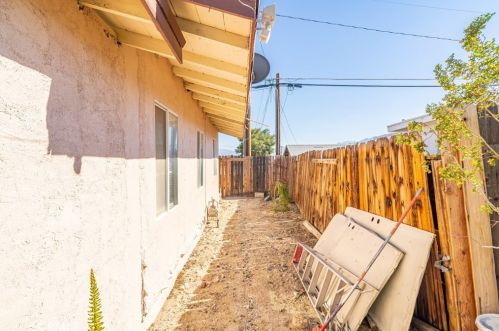 66405 2nd St, Desert Hot Springs CA  92240-3651 exterior