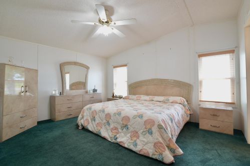 939 Wren Cir, Sebastian FL  32976-7508 exterior