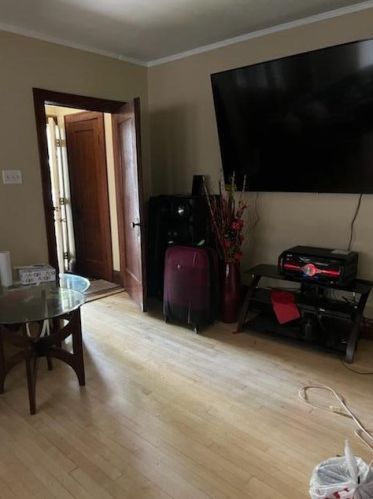 742 25th St, Milwaukee, WI 53204-1036